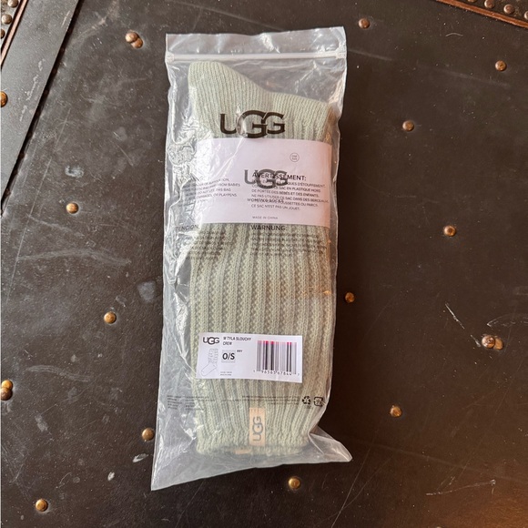 UGG Women's light green Ribbed Socks - Picture 2 of 4